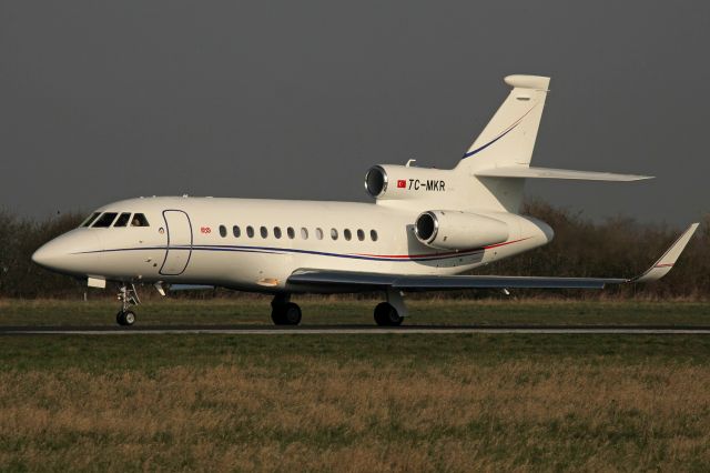 Dassault Falcon 900 (TC-MKR)