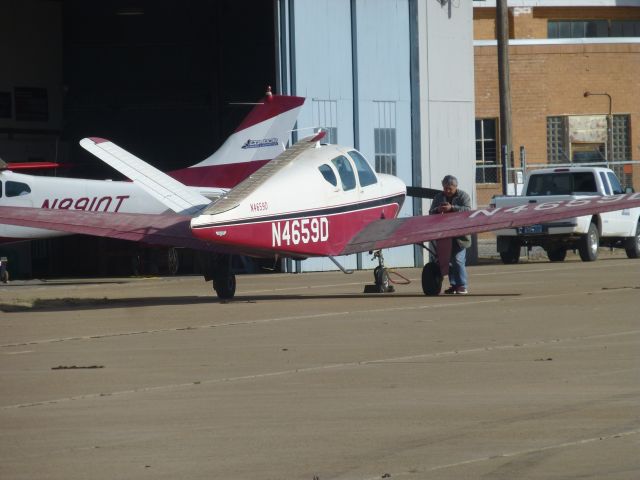 Beechcraft 35 Bonanza (N4659D)