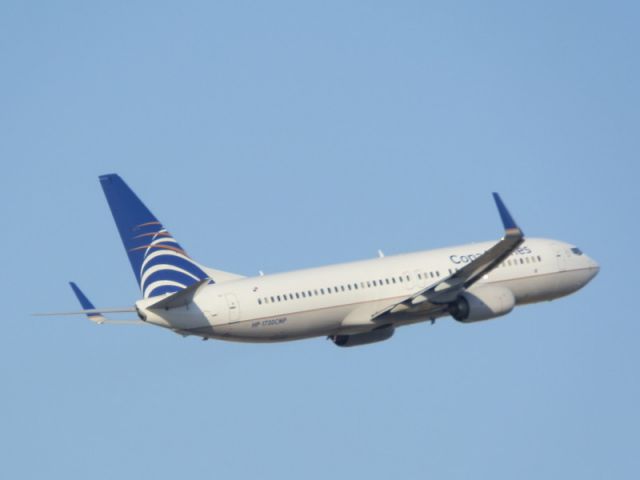 Boeing 737-800 (HP-1730CMP)