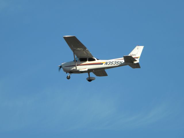 Cessna Skyhawk (N3535H)