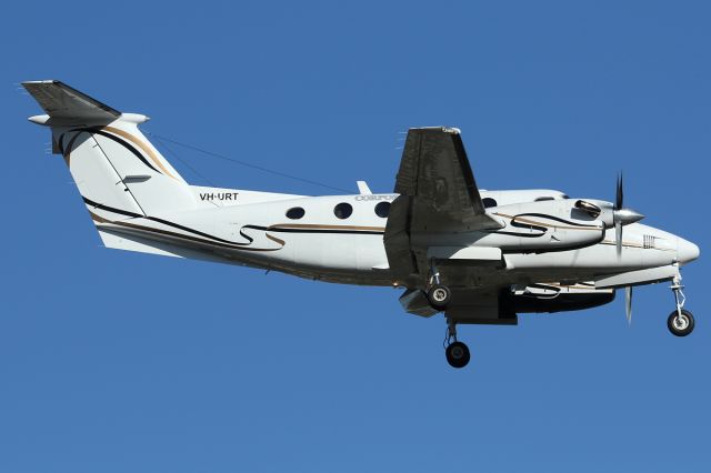 Beechcraft Super King Air 200 (VH-URT) - VH-URT