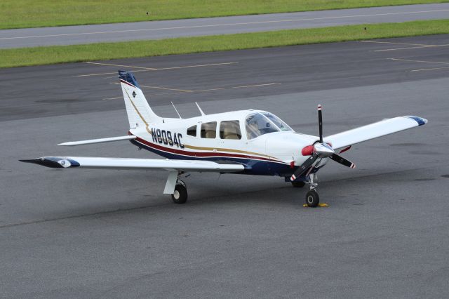 Piper Cherokee Arrow (N8094C)