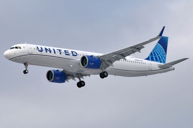 Photo of United A321 (N14502) - FlightAware