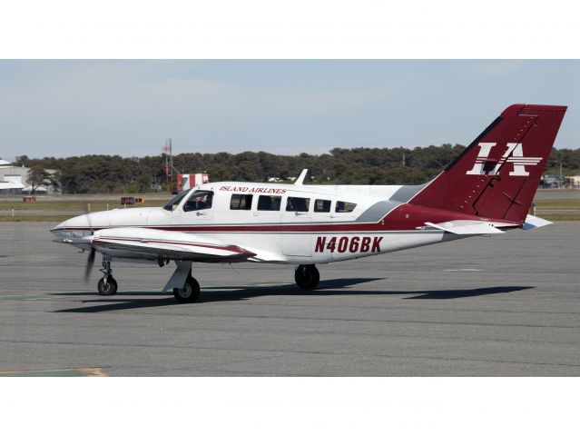 Cessna 402 (N406BK)