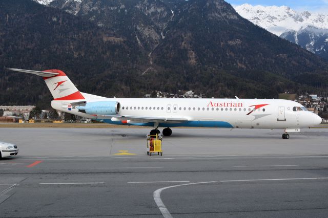 Fokker 100 (OE-LVB)