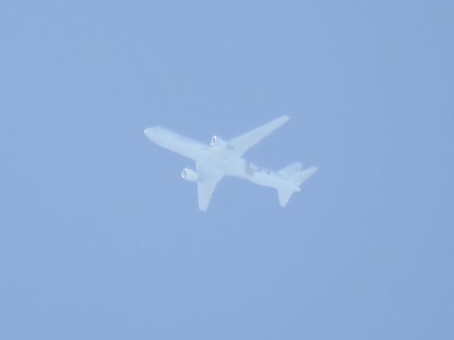 BOEING 767-300 (N360CM)