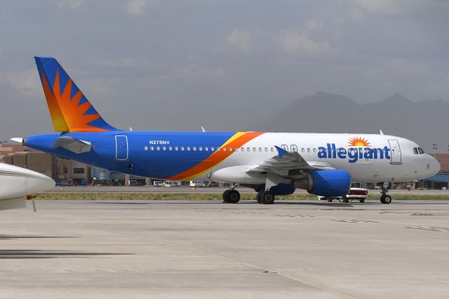 Airbus A320 (N278NV)