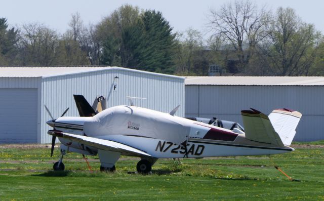 Beechcraft 35 Bonanza (N725AD)