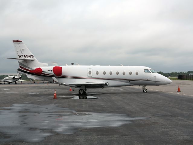 Dassault Falcon 2000 (N745QS) - Great business jet.