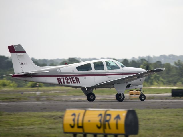 Beechcraft Bonanza (33) (N721ER) - A very nice aircraft!