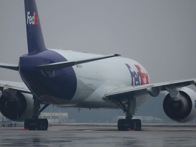 BOEING 777-200LR (N896FD) - Photo taken on Jan 23, 2023.