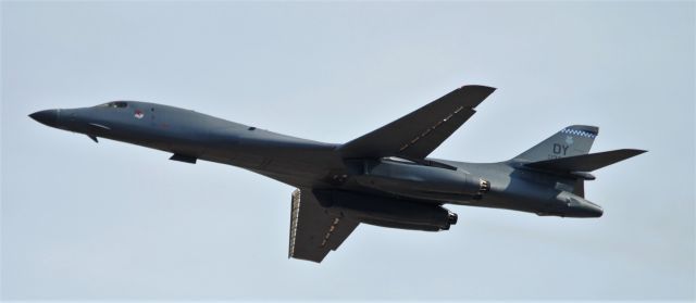 Rockwell Lancer (86-0132) - This one has an interesting history.. It made a wheels-up landing at Diego Garcia on May 8th, 2006. It returned to Dyess on May 30th, 2007. It is now part of one of the 29th BS which is a training squadron at Dyess.. Notice the lack of a Sniper Pod on the mount under the cockpit.. 