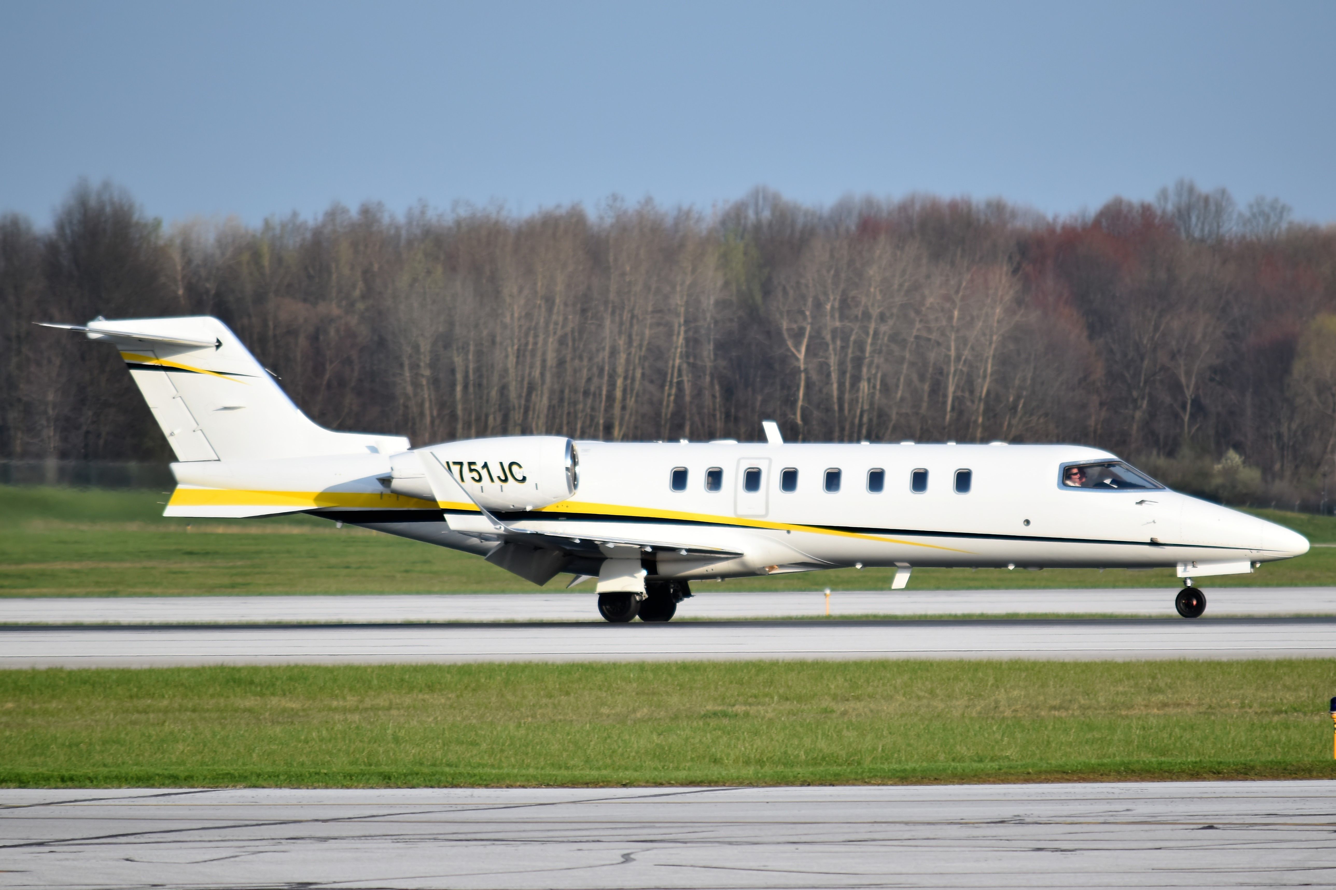 Learjet 45 (N751JC)