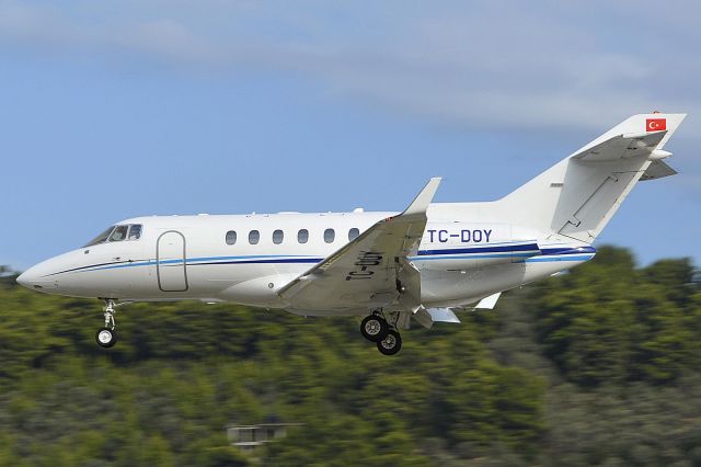 Hawker 800 (TC-DOY)