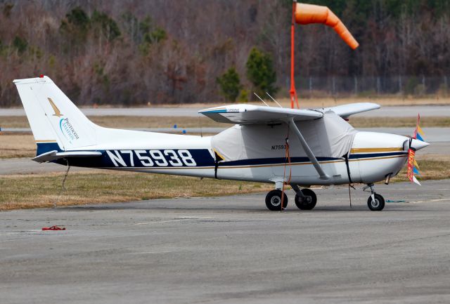 Cessna Skyhawk (N75938)