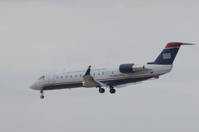 Canadair Regional Jet CRJ-200 (N257PS)