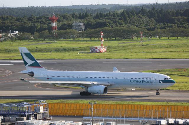 Airbus A330-300 (B-HLO)