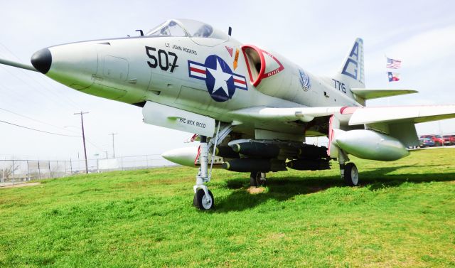 — — - Douglas A-4 Skyhawk.br /br /Aircraft info here:  https://www.fortworthaviationmuseum.com/2018/11/13/a-4c-skyhawk/