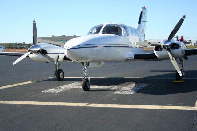 Cessna 421 (N70MC)