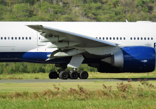 Boeing 777-200 (G-VIIP)