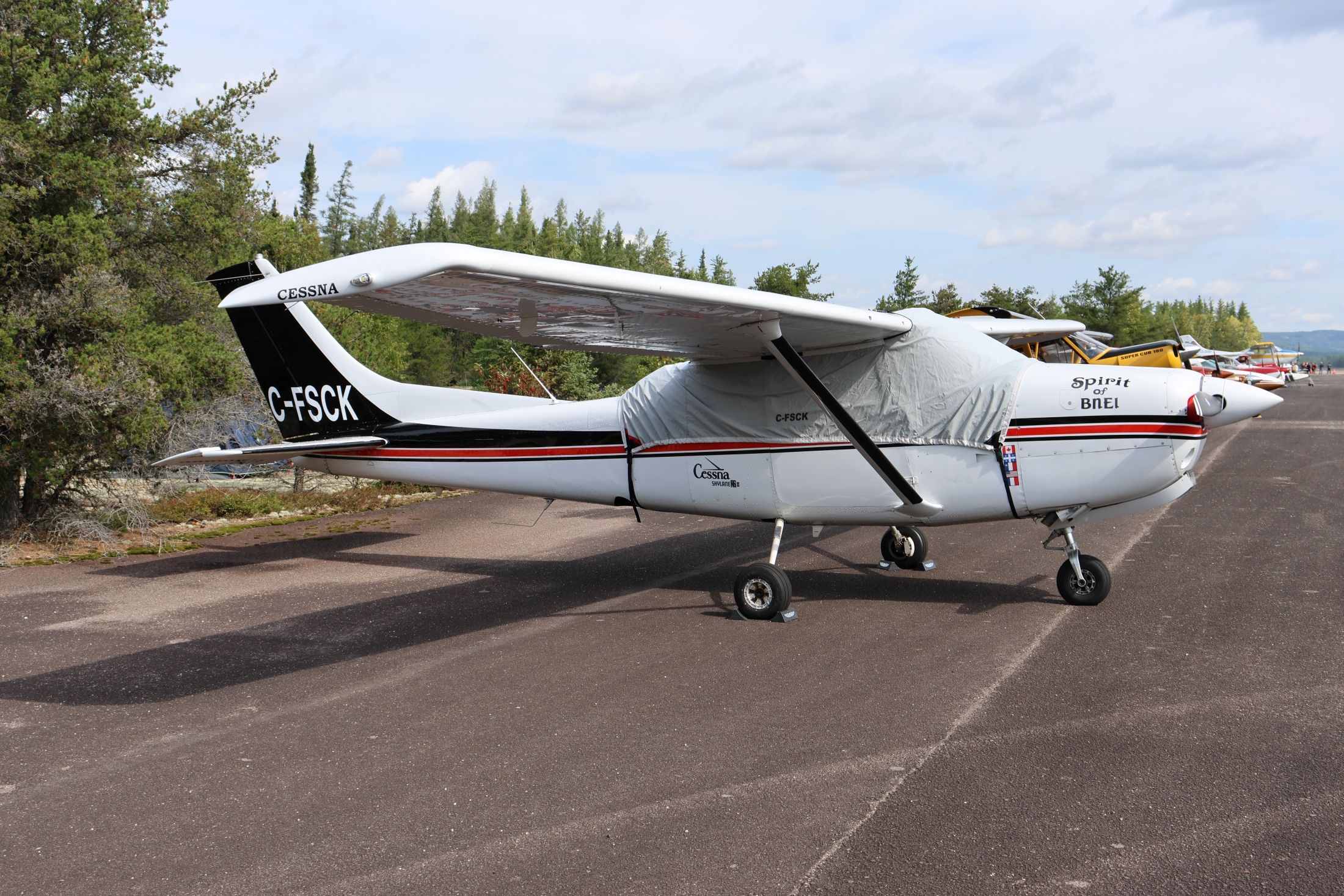 Cessna Skylane (C-FSCK) - C-FSCK Cessna Skylane RG-II 182-R RVA à CSQ4 Aéroport de Casey QC. le 02-09-2023 à 10:53