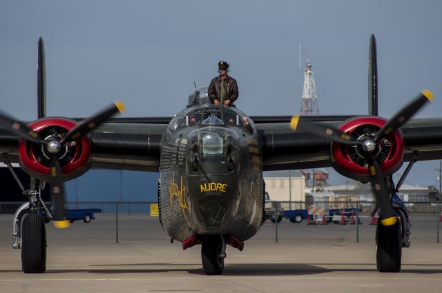 Consolidated B-24 Liberator (NX224J) - Collings Foundation B-24 Liberator "Witchcraft"