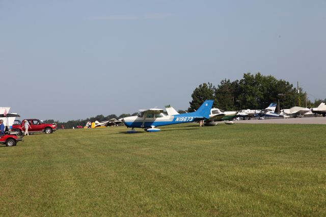 Cessna Skyhawk (N19673) - 2015 Cracker Fly In