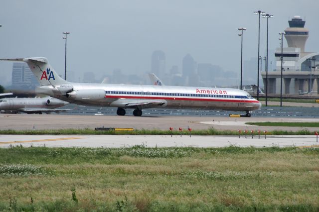 McDonnell Douglas MD-80 (N9403W)