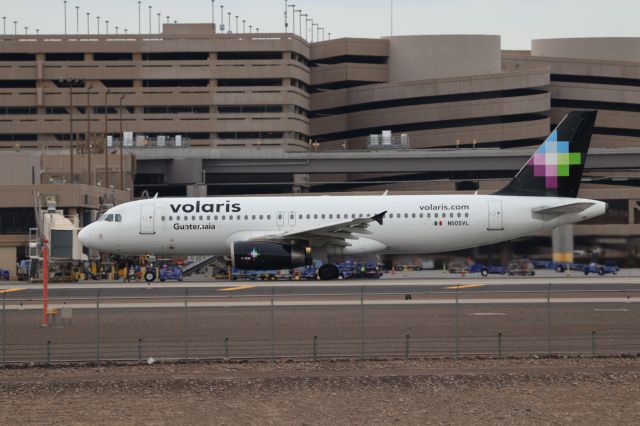 Airbus A320 (N505VL)