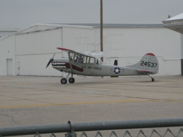 Cessna Skyhawk (N24537)