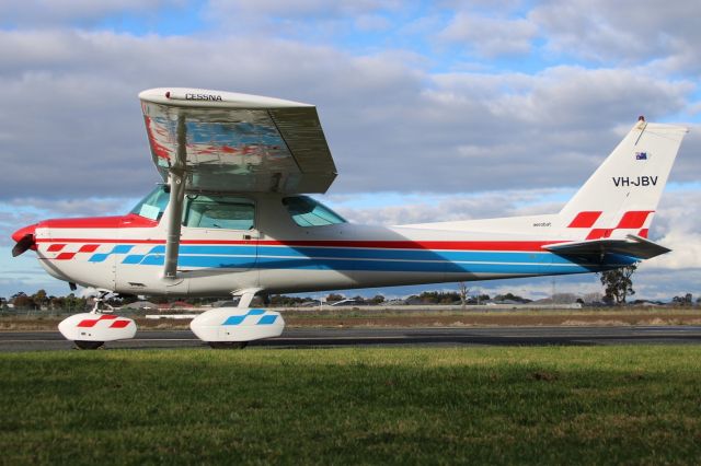 Cessna 152 (VH-JBV)