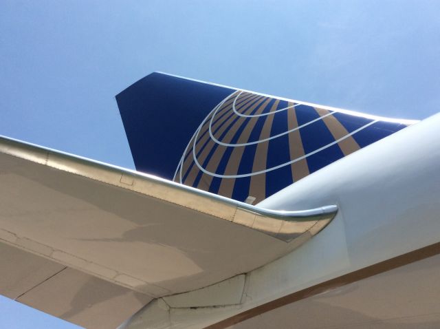 BOEING 767-300 (N657UA) - United Airlines 763 N657UA - Innovations In Flight Day at the Smithsonian Udvar-Hazy Museum