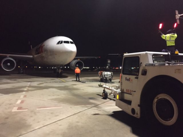 Airbus A300F4-600 (N664FD) - Midnight Marshaling 