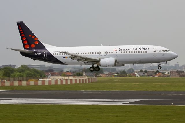 Avro RJ-100 Avroliner (OO-VEP)