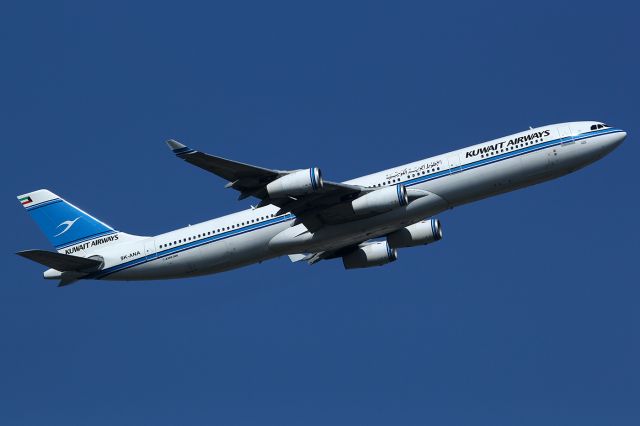 Airbus A340-300 (9K-ANA)