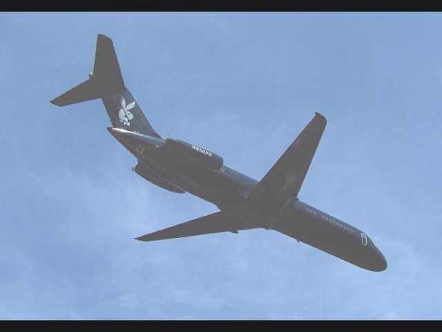 McDonnell Douglas DC-9-30 (N950PB) - Air to air in-flight of the "Black Bunny" over San Diego