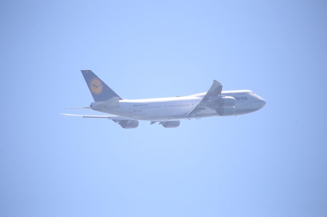BOEING 747-8 (D-ABYI)