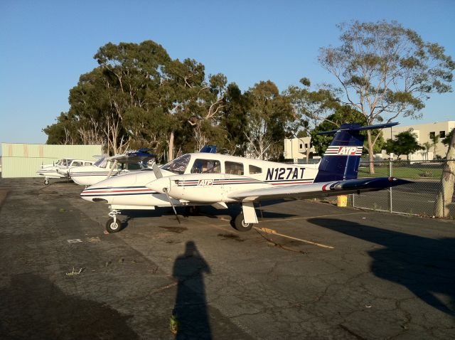 Piper PA-44 Seminole (N127AT)