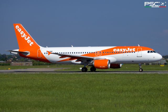 Airbus A320 (G-EZWD) - PSC Verona - Piti Spotter Club Verona