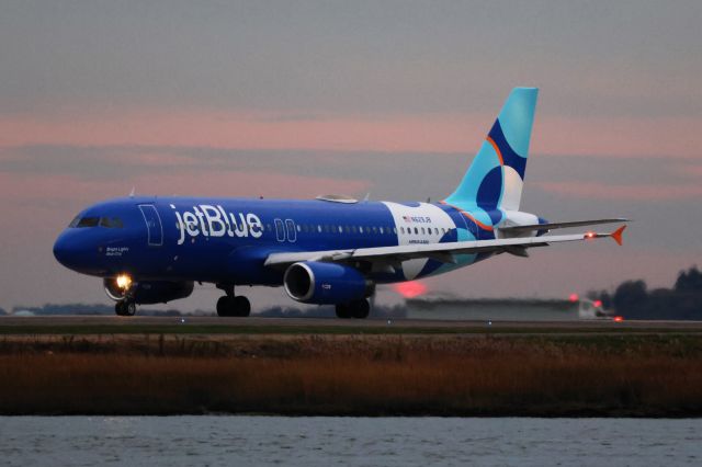 Airbus A320 (N629JB) - Jet Blue departure at sundown from BOS on 10/25/23. 