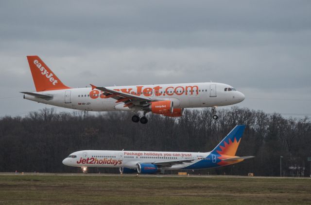 Airbus A320 (HB-JZY)