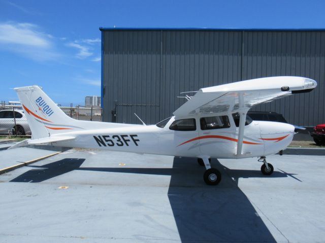 Cessna Skyhawk (N53FF)