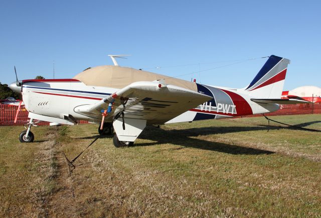 Beechcraft Bonanza (33) (VH-PWT)