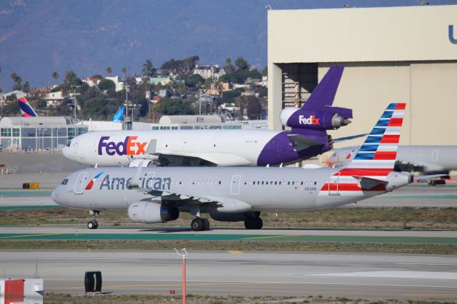 Airbus A321 (N104NN)