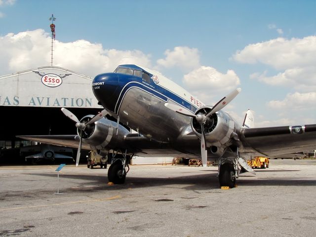 Douglas DC-3 (N44V) - Parked in front of the Carolinas Aviation Museum hangar at Charlotte