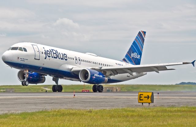 Airbus A320 (N597JB) - For The Love of Blue