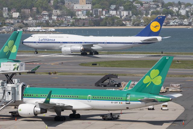 BOEING 747-8 (D-ABYT)