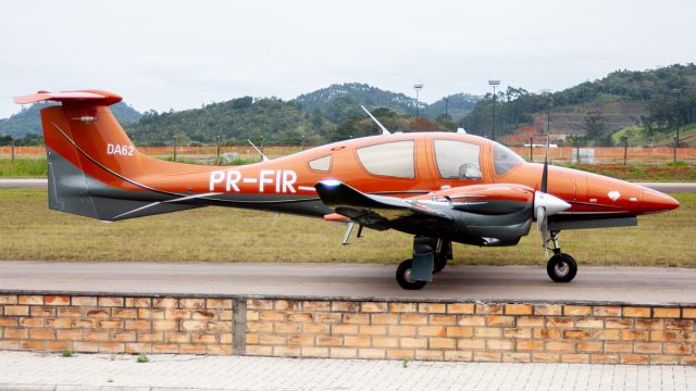 Diamond DA-62 (PR-FIR)