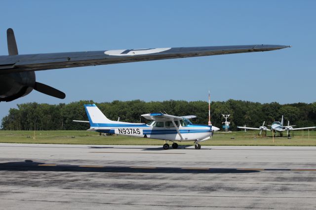 Cessna Skyhawk (N937AS) - Dayton-Wright Brothers Airport — 2017