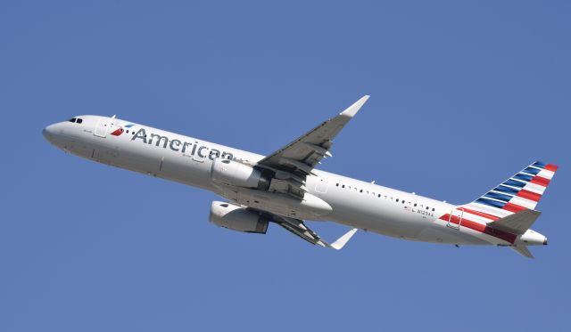 Airbus A321 (N129AA) - Departing LAX